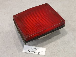 Lampa tylna AUTOSAN Lider, Ramzes czerwony klosz, ZEM nr 105 7R02803, wymiary 15 cm x 17 cm, światło tył