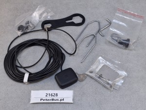 Antena GPS wraz z elementami do montażu - NOWA - 