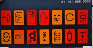 Kontrolki ostrzegawcze, informacyjne deski rozdzielczej Mercedes Vario nr 81 141 088 0006, nr 88 352 430