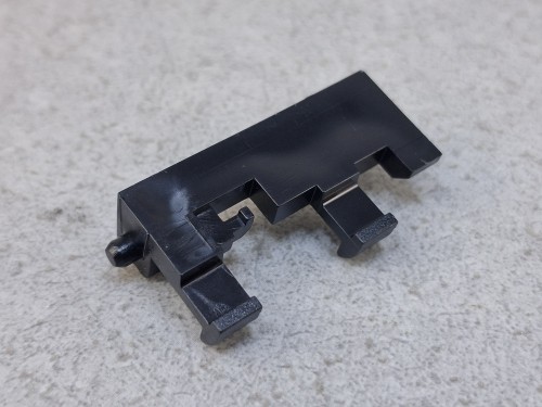 21608, BLAUPUNKT 8 631 910 458 element naprawczy audio - NOWY - uchwyt mocujący (2).jpg