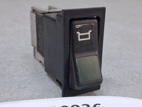20936, Klawisz, przycisk, włącznik deski rozdzielczej nr 444032, 3 PINy (5).jpg