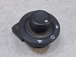 Pokrętło sterowania lusterkami elektrycznymi autobusu RENAULT ILIADE, nr 5010271228, DAV 10 PINów