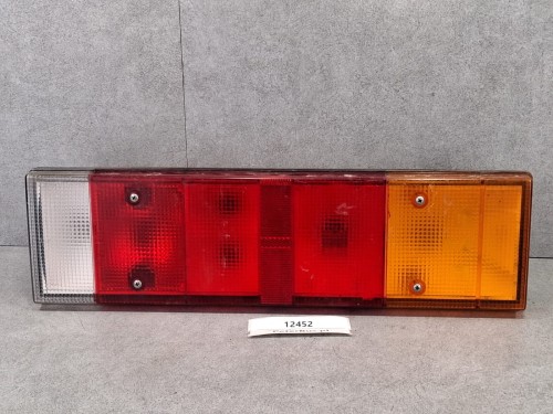 12452, MAN A03, Lions Star, lampa tył, światło tylne VALEO, stop, kierunkowskaz, światło cofania, PRAWA strona, nr  SM1 R S1, nr 12115 (2).jpeg