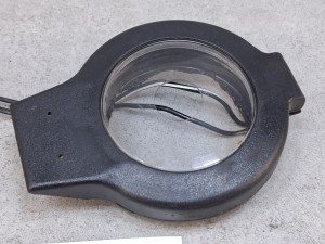 Osłona i klapka zaworu awaryjnego otwierania drzwi, 2 PINy, 92 mm