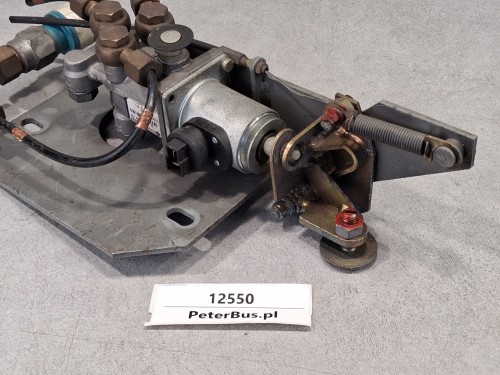 12550, Mechanizm ręcznego, awaryjnego otwierania drzwi (linka), Renault Iliade, zawór KNORR0BREMSE 0481 500 102, KNORR 0481500102 (19).jpeg