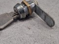 12597, Zamek schowka autobusu, półki bagażowej, klapy - z kluczykiem, długość języka 5,5 cm, głębokość zapadki 3,5 cm (5).jpeg