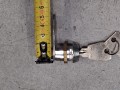 12597, Zamek schowka autobusu, półki bagażowej, klapy - z kluczykiem, długość języka 5,5 cm, głębokość zapadki 3,5 cm (3).jpeg