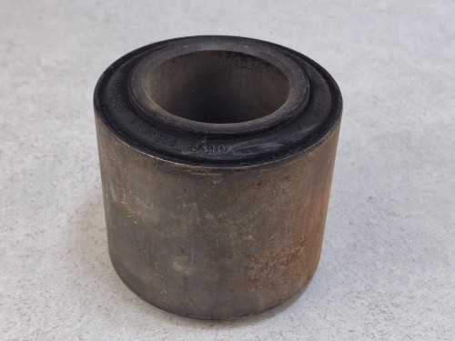 21974, Tuleja reakcyjna VOLVO nr 1135080, 85 mm, 91 mm, 50 mm (4).jpg