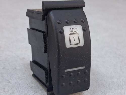 21904, Włącznik, klawisz, przycisk TV z pulpitu kierowcy BOVA Futura EURO 3, włącznik monitora przedniego, 10 PINów, CARLINGSWITCH, nr 0423, ACC, włącznik monitor monitoringu autobusu (2).jpg