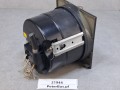 21944, Tachograf analogowy Mannesmann VDO Typ 1318.27, na kluczyk, 24V, kwadratowy przód, rok 2000, nr 85 27 101 6412, na tarczkę (7).jpg