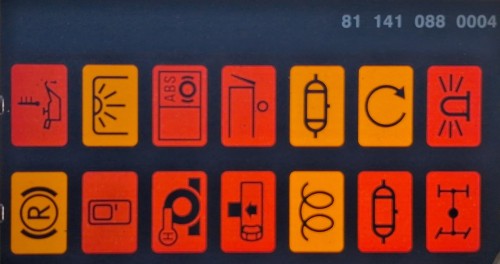 21949, Kontrolki ostrzegawcze, informacyjne deski rozdzielczej Mercedes Vario nr 81 141 088 0006, nr 88 352 430,  81  141 088 0004 (1).jpg