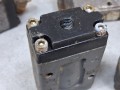 21654, Zawór drzwi autobusu VAN HOOL - EOS, E000911847, 5-90 nr 2323,  wymiary 10 x 5,5 cm  (7).jpg