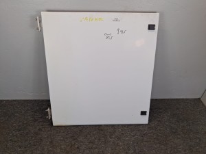 Klapa boczna VAN HOOL 915 TL, niski, klapa pod kierowcą, pierwsza z lewej, wymiary 95,5 x 85,5 cm