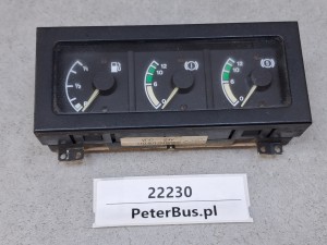 3 wskaźniki TEMSA SAFARI, MAN, wskaźnik paliwa 88 233 089 0016, wskaźnik ciśnienia powietrza 88 233 089 0025, 88 233 089 0026, 3 zegary z obudową nr 110.801/010/005 