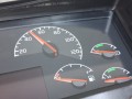zegary-deska-rozdzielcza-volvo-70395665-p02-11.jpg