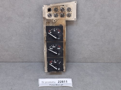22811, Trzy zegary, wskaźniki SETRA S315 HD, oryginał KASSBOHRER VDO wskaźnik ciśnienia oleju, temperatury płynu, poziomu paliwa, nr 992 355 185, VDO nr 88 233 089 0010 (8).jpg