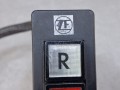 22300, Selektor, przełącznik biegów ZF RND12, nr 6006 017 202, ustawiony pionowo na desce rozdzielczej, zasilanie 24V, klawisze zmiany biegów automatycznej skrzyni (2).jpg