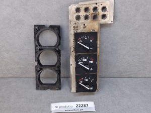 Trzy zegary, wskaźniki SETRA S315 HD, oryginał KASSBOHRER VDO wskaźnik ciśnienia oleju, temperatury płynu, poziomu paliwa, nr 992 355 185, VDO nr 88 233 089 0009, osłona zegarów w zestawie