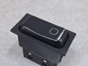 Touche, bouton-poussoir, interrupteur n° 1526.56.304.00, 5 PIN, à retour automatique