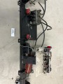 00833, Mechanizm otwierania i zamykania drzwi podwójnych autobusu miejskiego MAN A20, kompletny (32).jpg