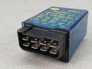 Przekaźnik opóźniający HELLA 4JA 005 355-00