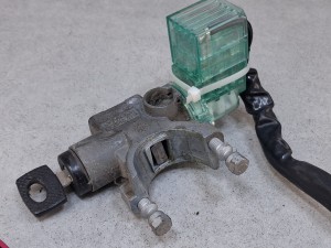 Stacyjka zapłonu YMOS 2960.01, Mercedes nr 1521.83.005.00, wraz z kluczykiem