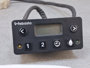 Panel sterowania ogrzewaniem postojowym Webasto nr 446.387, BORG 6037, przyłącze kostka 8 PINów