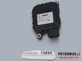 13694, Silniczek krokowy, element nastawczy, silniczek z przekładnią BOSCH 0 132 801 141  (3).jpg