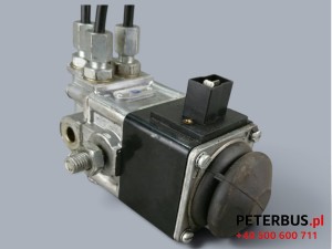 Zawór pneumatyczny otwierania drzwi DT 79821, nr CP085.7697.175 