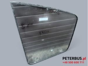 Szyba boczna Mercedes wymiary wysokość 92 cm x szerokość 69, skos 75 cm