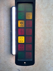 Wyświetlacz, panel kontrolek pulpitu autobusu miejskiego KMGY 38 0230 71 002 2000 12