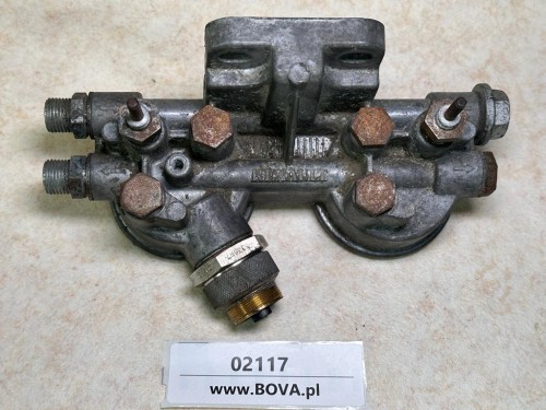 02117, Podstawa filtrów paliwa RENAULT ILIADE, dwa filtry  (1).jpeg
