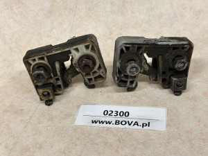 Zatrzask klapy przedniej od koła zapasowego SETRA S 315 GT-HD