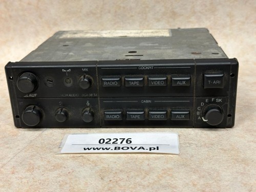 02276a, Wzmacniacz autobusowy  BLAUPUNKT BCA 08, nr 7 607 804 010, panel sterownia RADIO, kaseta, CD, video  (1).jpeg