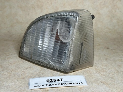 02547a, Kierunkowskaz przedni RENAULT ILIADE, uszkodzony klosz (1).jpeg