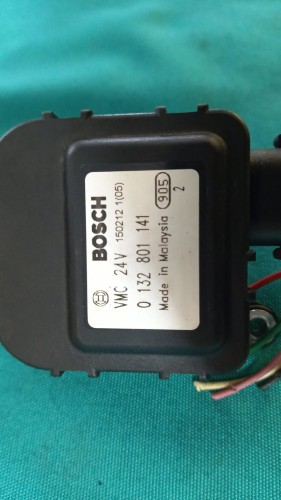 00597, Regulator ustawienia poziomu świateł autobusu SCANIA CENTURY BOSCH nr 0 132 801 141 (4).jpeg
