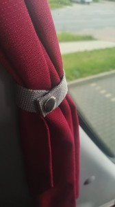 Paski do zapinania, mocowania, zapinki do zasłon autobusowych przy słupku, NOWE, zapinane na zatrzask, kolor szary