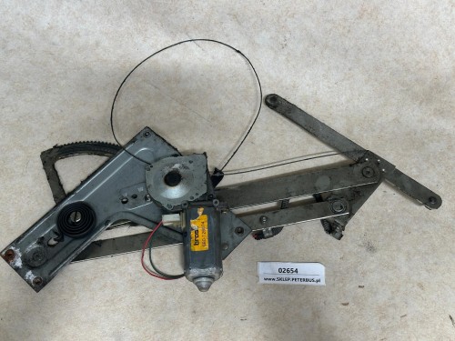 02654a, Mechanizm i silnikczek podnoszenia i opuszczania szyby bocznej kierowcy autobusu, BOSCH BROSE 680-126074, BOVA FHD, FLD EURO 3 (5).jpeg