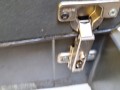 04806, Kieszeń, schowek zamykany z klapką na zawiasach, podszybie przy kierowcy autobusu, szerokość klapki ok. 29 cm (2).jpeg