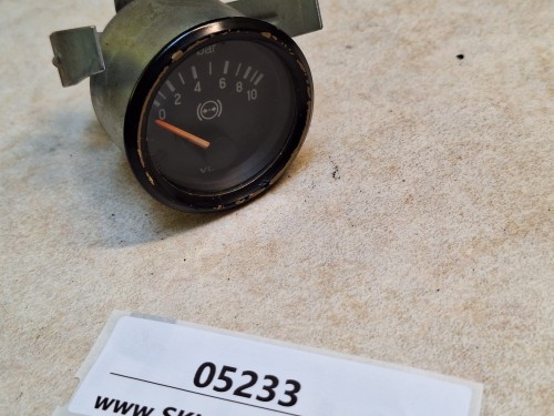 05233, Zegar, wskaźnik  ciśnienia układu pneumatycznego 10 Bar, VDO nr 350 040 0111 (2).jpg