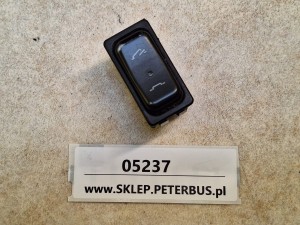 Przycisk, klawisz otwieranie-zamykanie szyberdachu Mercedes Citaro nr 611 540 00 66 