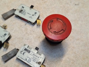 Przełącznik obrotowy wraz z blokami styków BACO 23 E 10 D, IEC 947-5-1, EN 60947-5-1