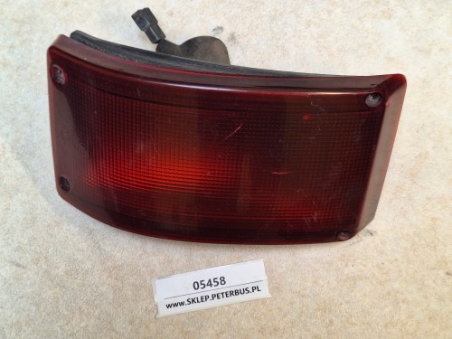 05458, Lampa HELLA 02RD  31423, mocowana na 4 śruby, kolor czerwony, tylna, wymiary ok. 28 cm x 14 cm  (10).jpg