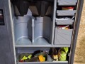 04998, Caffebar, barek autobusowy, zamykany - ścianka grodziowa - FRENZEL, na dwa termosy (28).jpg