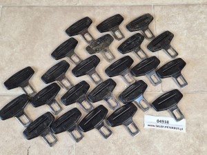 Zapinka, klamra pasa bezpieczeństwa, wpięcie 15 mm x 35 mm, długość całkowita 7 cm