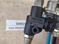 04951, Zawór elektromagnetyczny otwierania drzwi EBS 1393701521 (2).jpg