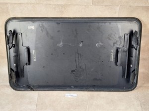 Szyberdach, luk dachowy, właz ewakuacyjny SCANIA 2010 r., SPHEROS wymiary 103 cm x 60 cm