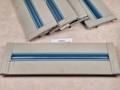05692, Panel oświetlenia nad przestrzenią pasażerską ISUZU Turqouise, wymiary 42 cm x 13 cm (3).jpg
