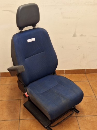 02898, Fotel kierowcy autobusu, ISRI, bez pneumatyki, na sprężynie (15).jpg