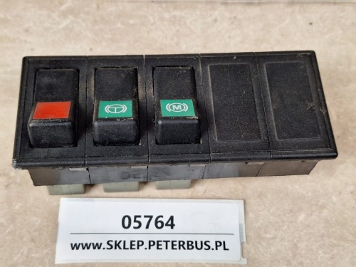 05764, Zestaw klawiszy IRISBUS Axer, Karosa, wraz z obudową, mocowaniem do deski rozdzielczej (2).jpg